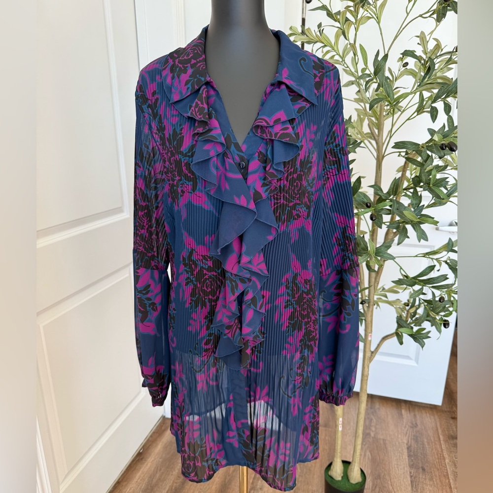 Lane Bryant Blue and Purple Floral Top‎